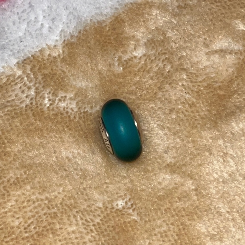 PANDORA MATT GREEN MURANO CHARM
